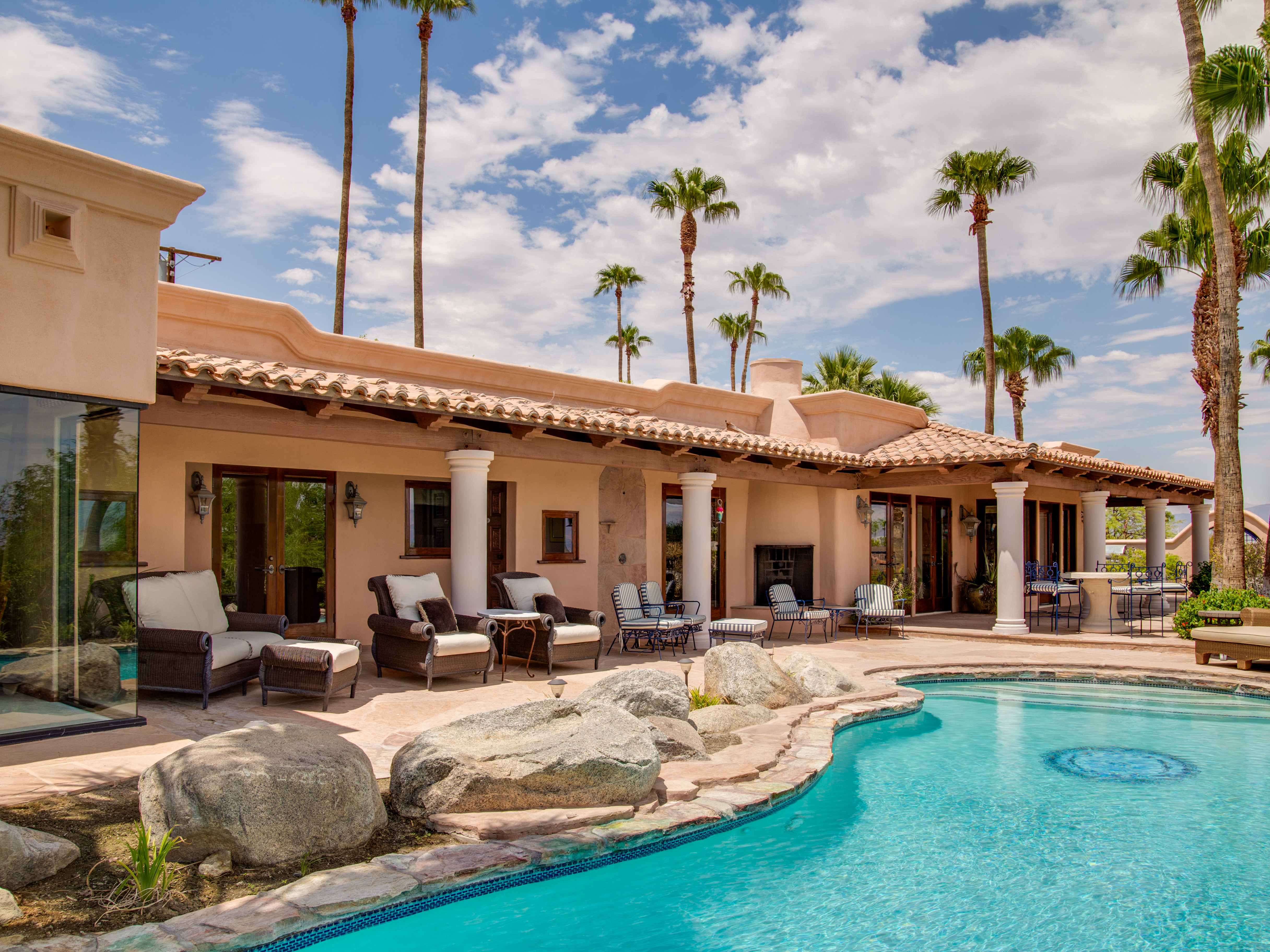 5 Great Homes To Rent For Thanksgiving • Acme House Company